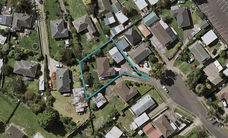 40 Desmond Place, Otara, Auckland - Carousel 1