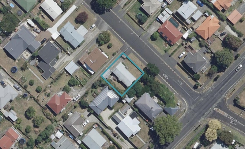 1B Walsh Street, Forest Lake, Hamilton - Carousel 1