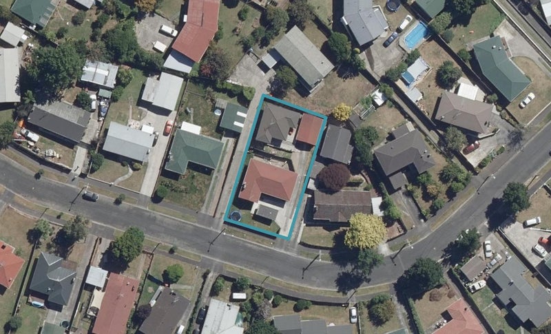 28 Priscilla Crescent, Melville, Hamilton - Carousel 1