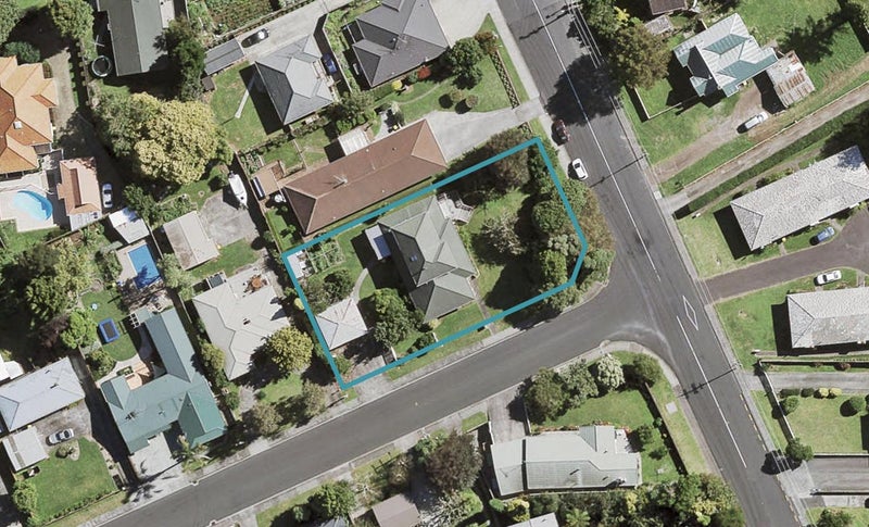 43 Opaheke Road, OPAHEKE, PAPAKURA - Carousel 1