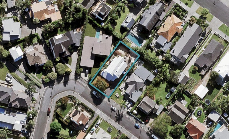 15 Tirotai Crescent, Westmere, Auckland - Carousel 1