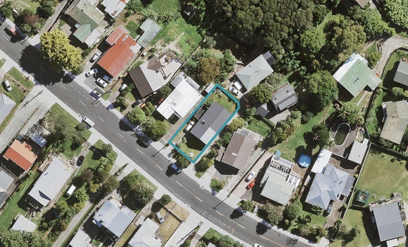 118 Sunnyside Road, Sunnyvale, Auckland - Carousel 1