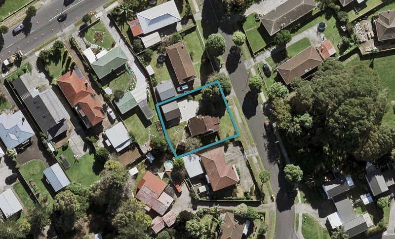 5 Dewhurst Place, Favona, Auckland - Carousel 1