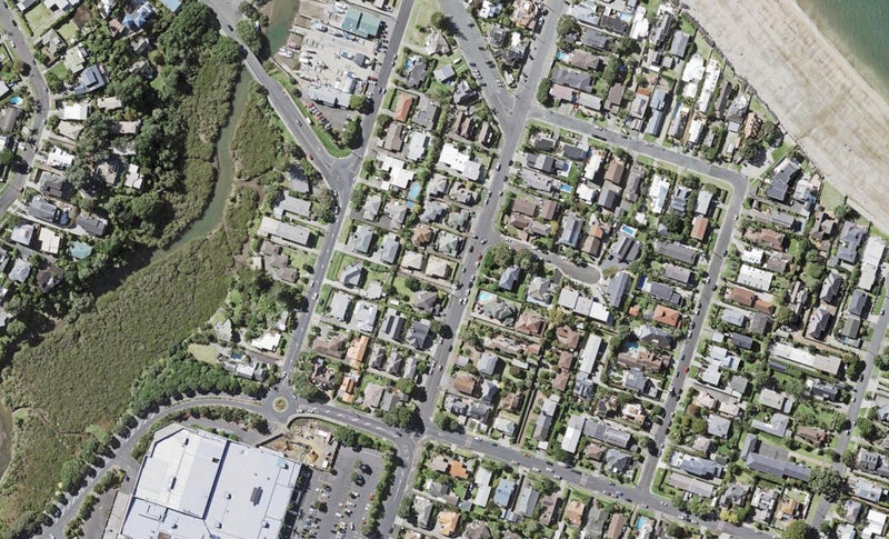 42 Milford Road, Milford, Auckland - Carousel 1