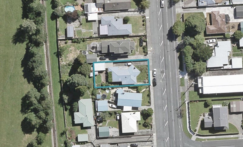252 Stokes Valley Road, Stokes Valley, Lower Hutt - Carousel 1