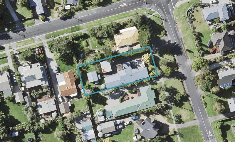66 Shelly Bay Road, Beachlands, Auckland - Carousel 1