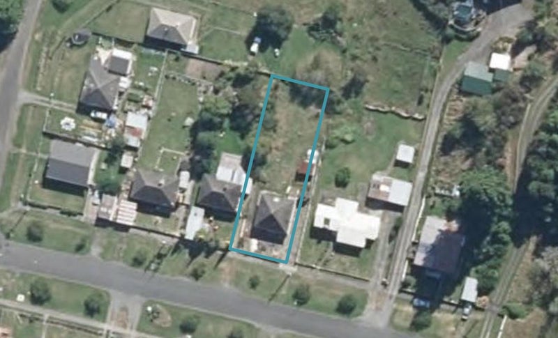 7 Rangatira Road, Hunterville - Carousel 1