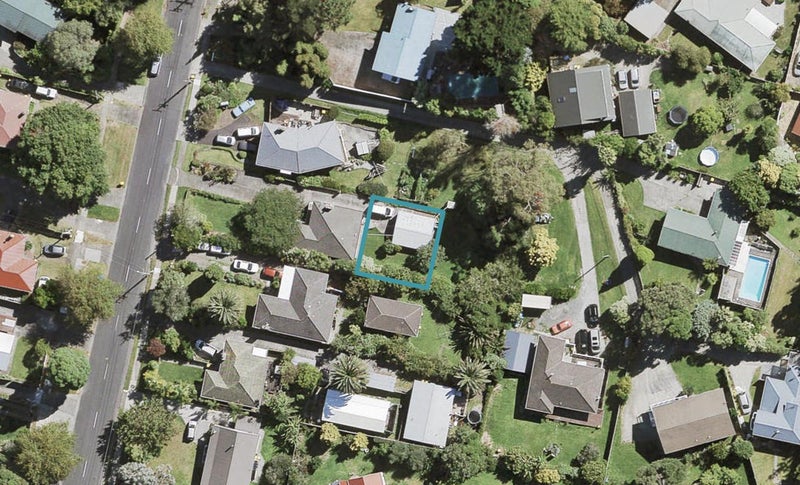 86B Woodglen Road, Glen Eden, Auckland - Carousel 1