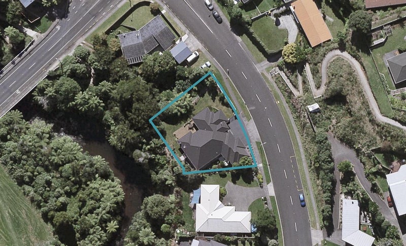 227 Heta Road, Merrilands, New Plymouth - Carousel 1