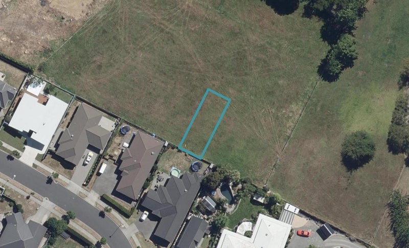 1/25 Maanihi Drive, Rototuna North, Hamilton - Carousel 1