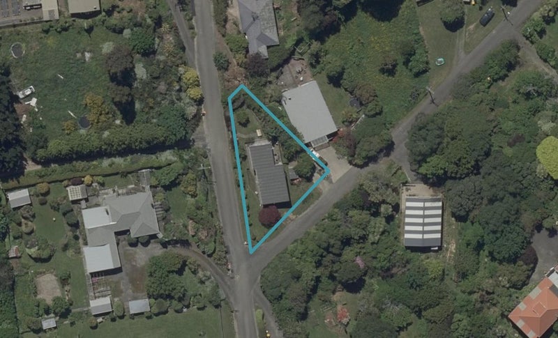 9 Seaton Road, Portobello, Dunedin - Carousel 1