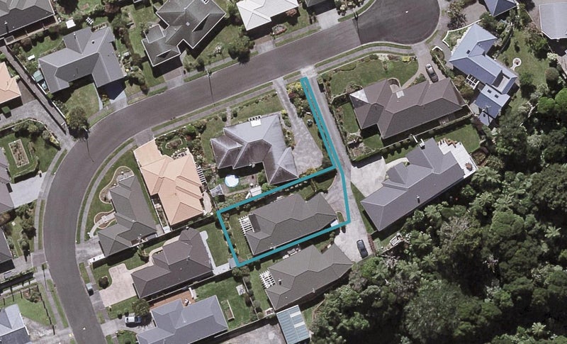 5B Waiwera Place, Merrilands, New Plymouth - Carousel 1