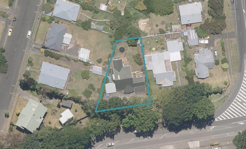 28 Heads Road, Gonville, Whanganui - Carousel 1