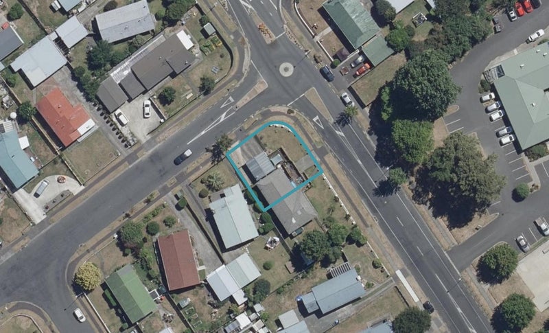 1 Lindsay Crescent, Nawton, Hamilton - Carousel 1