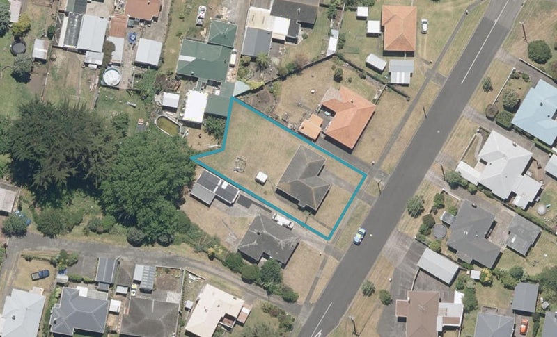 20 Burns Street, Tawhero, Whanganui - Carousel 1