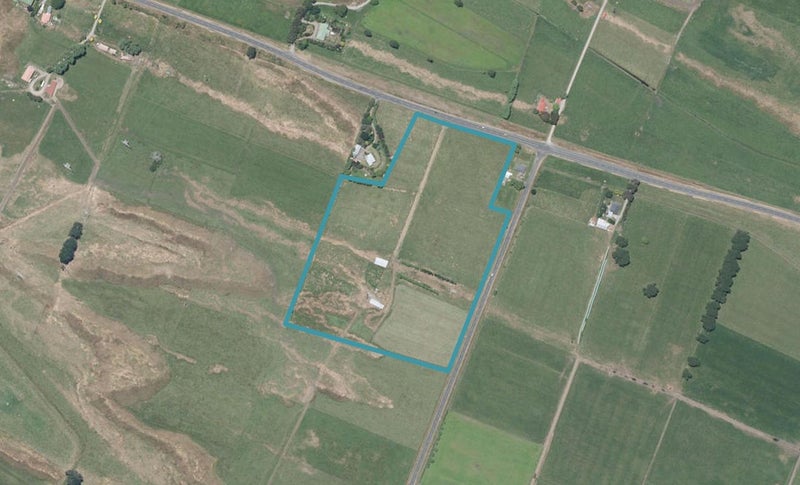 682 Rangiotu Road, Bainesse, Palmerston North - Carousel 1