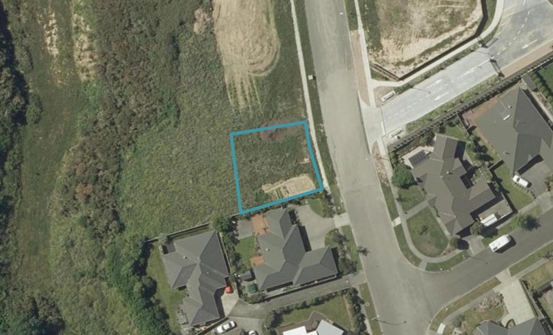 33 Johnstone Drive, Fitzherbert, Palmerston North - Carousel 1