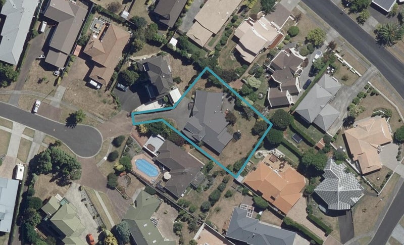 23 Prospect Place, Western Heights, Hamilton - Carousel 1