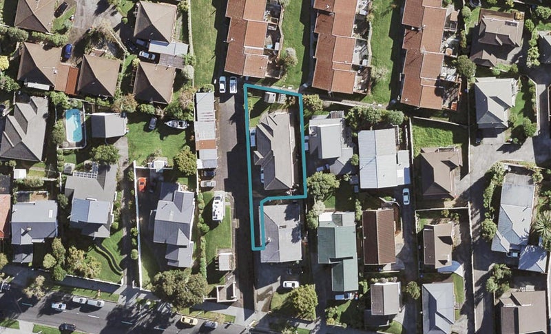 18 New Windsor Road, Avondale, Auckland - Carousel 1