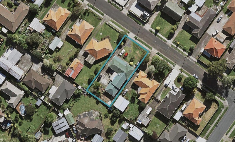 11 Philip Street, Papatoetoe, Auckland - Carousel 1