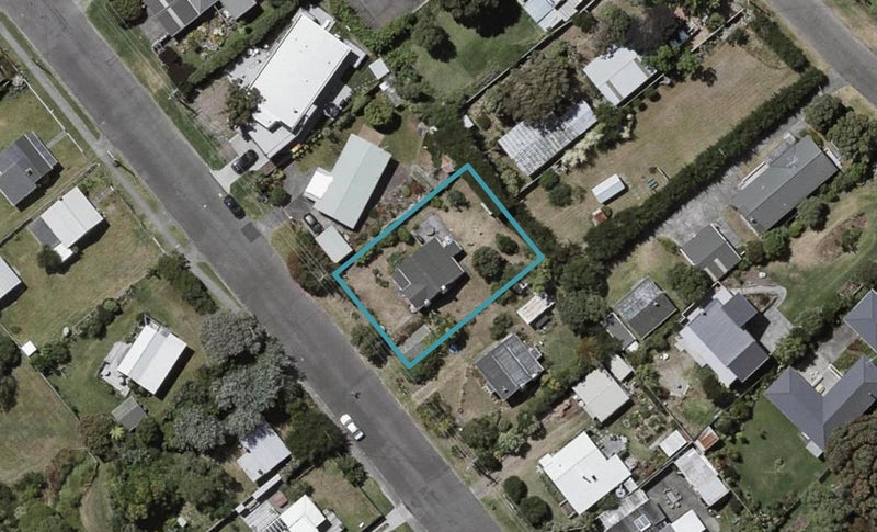 29 Waimea Road, Waikanae Beach, Waikanae - Carousel 1