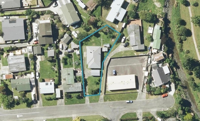13 Scotland Street, Picton - Carousel 1