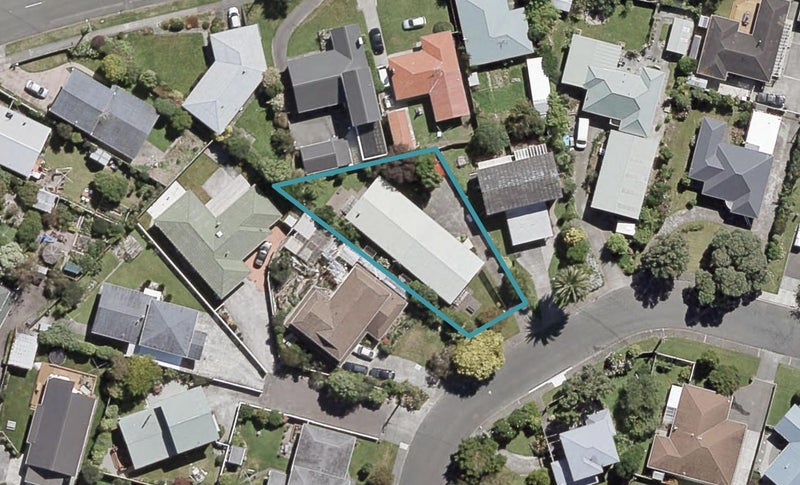 42A Avalon Crescent, Avalon, Lower Hutt - Carousel 1