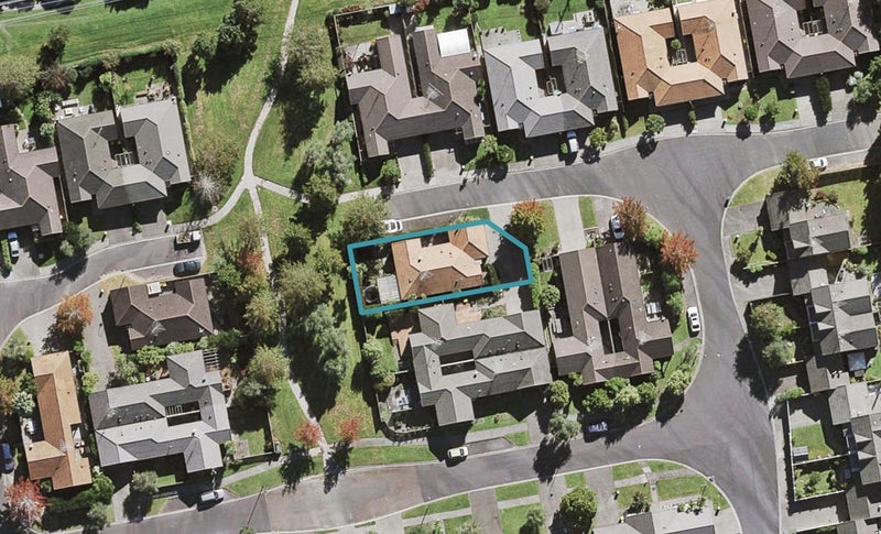 8 Villanova Place, Albany, Auckland - Carousel 1