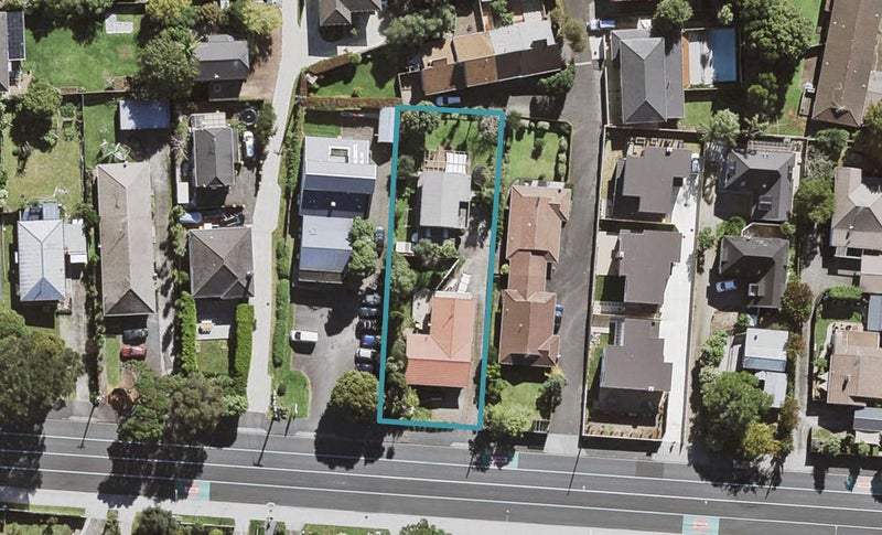 2/179 Onewa Road, Birkenhead, Auckland - Carousel 1