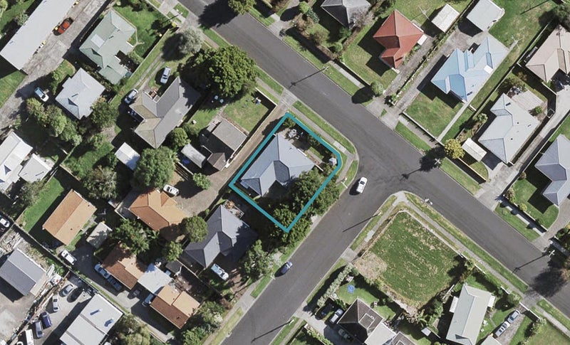 2/45 Takanini Road, Takanini, Auckland - Carousel 1