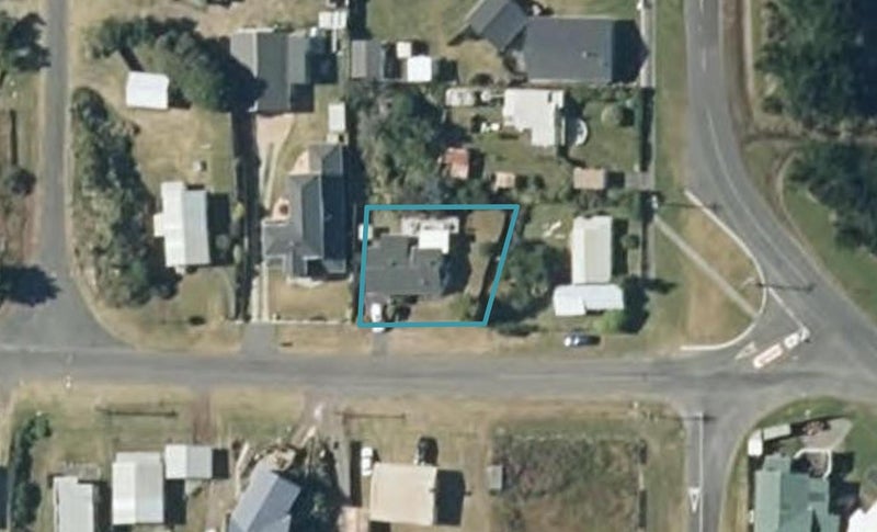 1 Trafalgar Street, Foxton Beach, Foxton - Carousel 1