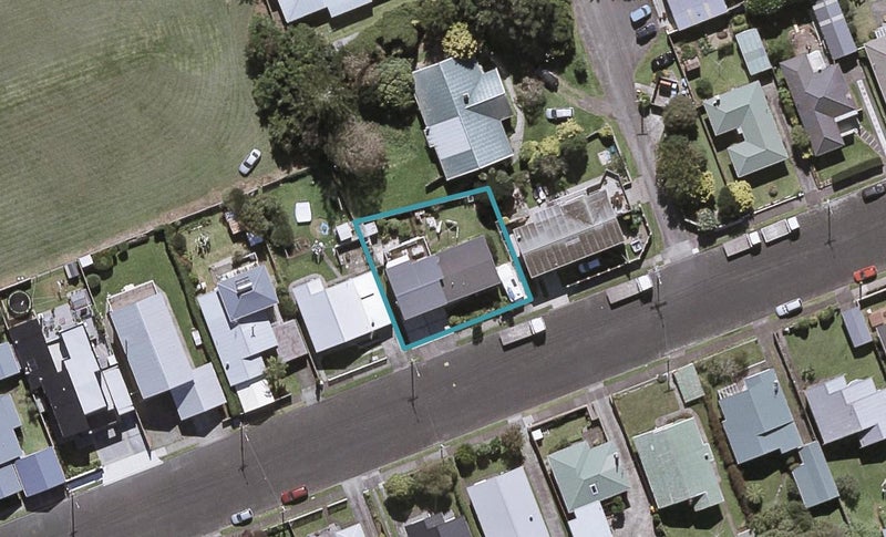 23 Princes Street, Fitzroy, New Plymouth - Carousel 1