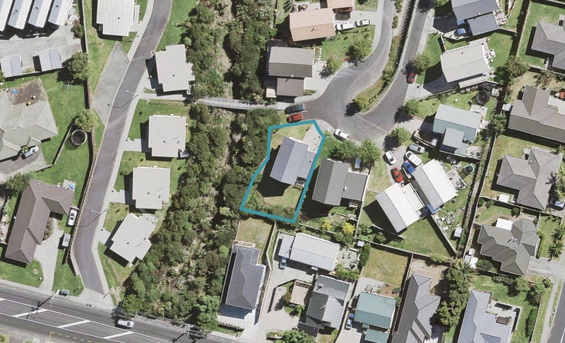 24 Pyramid Place, Glen Eden, Auckland - Carousel 1