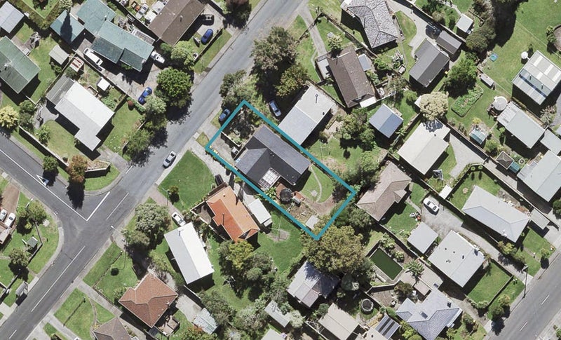100 Farquhar Road, Glendene, Auckland - Carousel 1