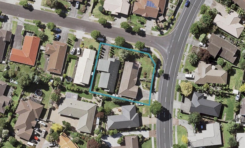 1/2 West Fairway, Golflands, Auckland - Carousel 1