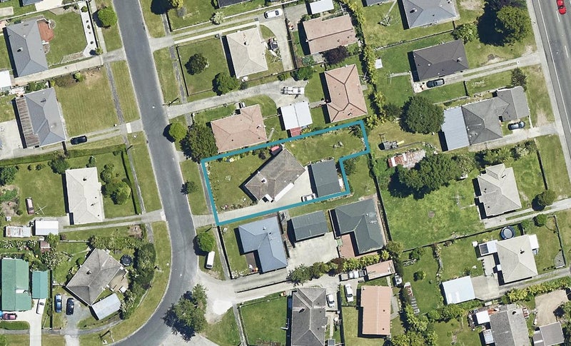 16 Puriri Crescent, Hillcrest, Rotorua - Carousel 1