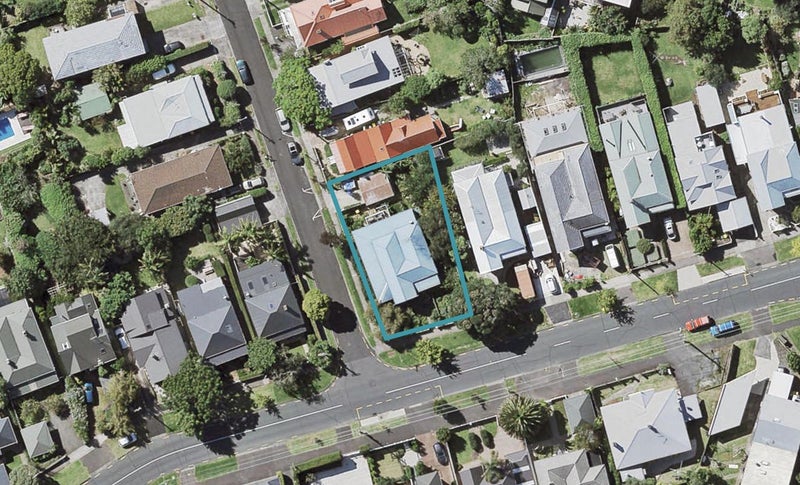 79 Albert Road, Devonport, Auckland - Carousel 1