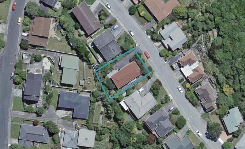 8 Gaya Grove, Ngaio, Wellington - Carousel 1