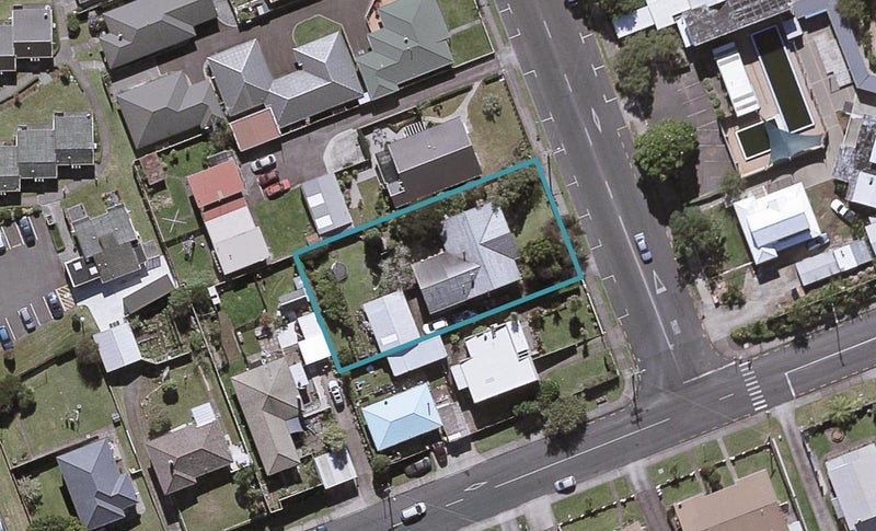 48 Sanders Avenue, Westown, New Plymouth - Carousel 1