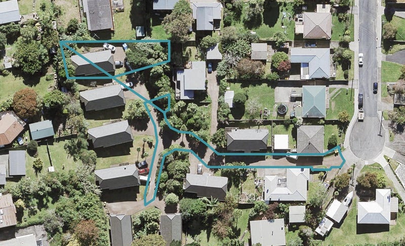 17 Springside Place, New Lynn, Auckland - Carousel 1