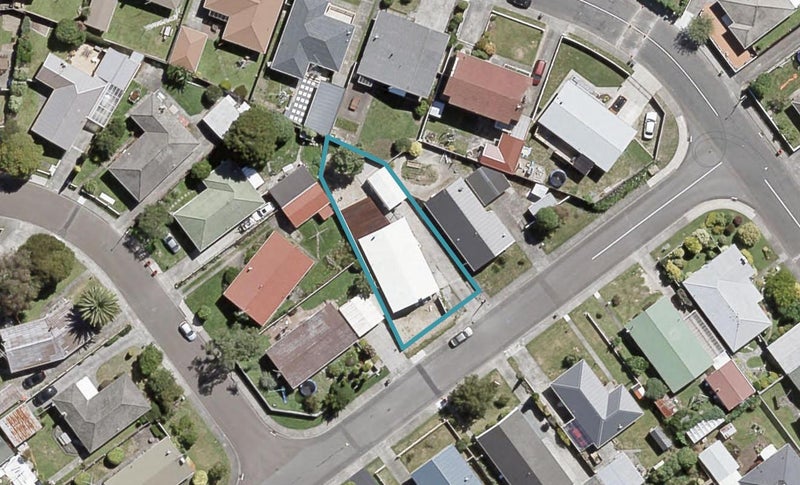 4 Riversdale Road, Clouston Park, Upper Hutt - Carousel 1