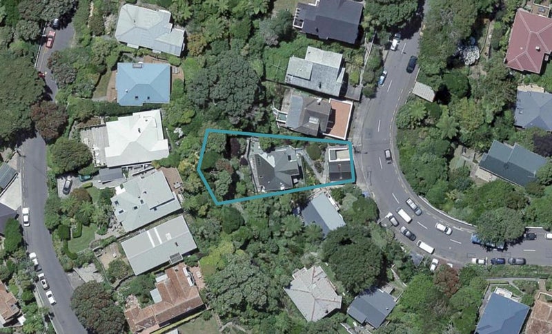 18 Raroa Road, Kelburn, Wellington - Carousel 1