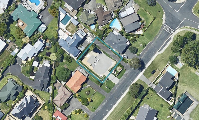 37 Grace Road, Tauranga South, Tauranga - Carousel 1