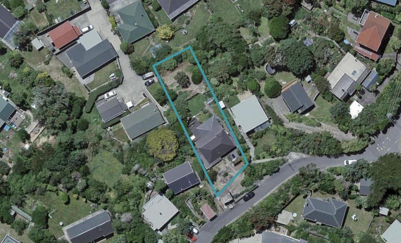 70 Tarawera Road, Johnsonville, Wellington - Carousel 1