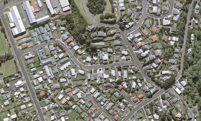 33 Simons Street, Moturoa, New Plymouth - Carousel 1