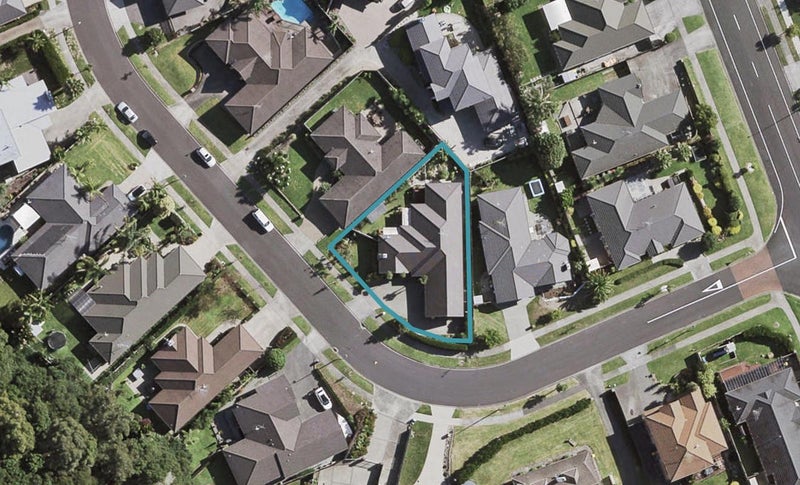 5 Ysabel Crescent, The Gardens, Auckland - Carousel 1