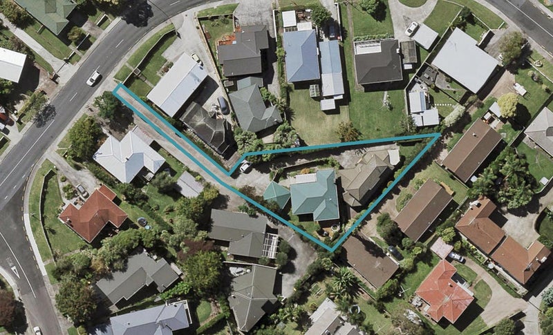 1/137 Nile Road, Milford, Auckland - Carousel 1