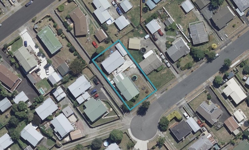 34B Lindsay Crescent, Nawton, Hamilton - Carousel 1
