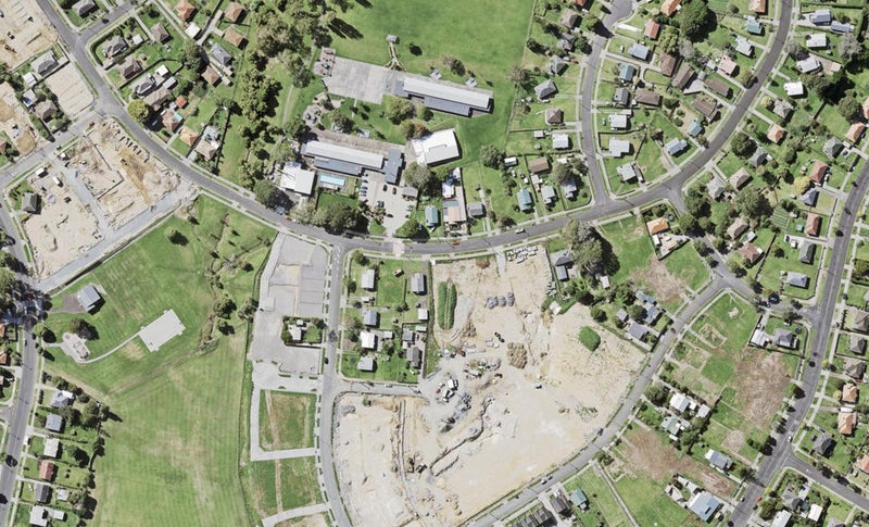120 Leybourne Circle, Glen Innes, Auckland - Carousel 1