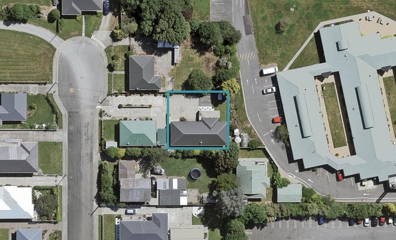 25 Fraser Street, Waikiwi, Invercargill - Carousel 1